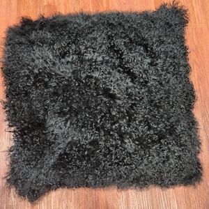 Z Gallerie Black Mongolian Sheepskin Shearling Pillow 22 X 22"
